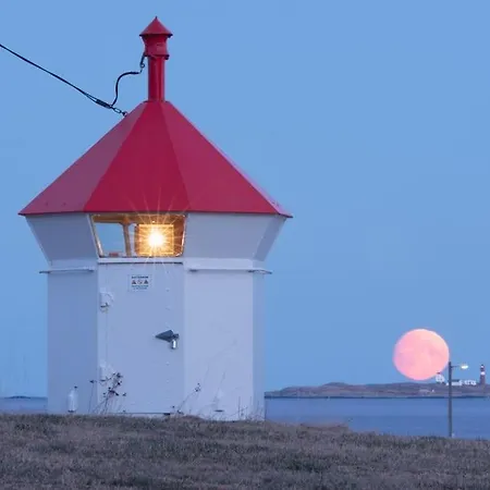 Front Appartments In Design Eco-villa شقة