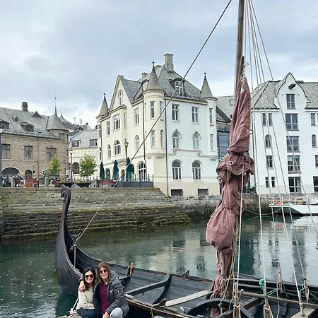 Front Appartments In Design Eco-villa * أولستينفيك