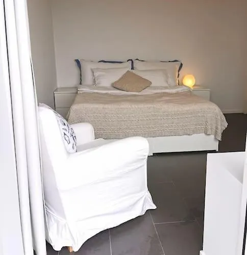 Front Appartments In Design Eco-villa Ulsteinvik